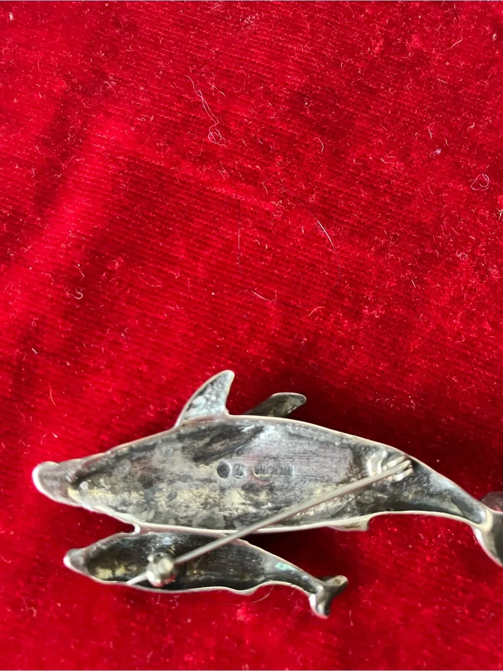 Solid Sterling Silver Humpback Whale Mother Baby Calf Brooch Ocean Pin 12.7g.